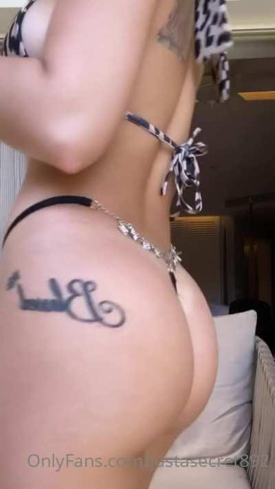 Jeeez 👅 ( 2.47GB pack )