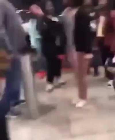 Girl tried to play the ‘I’m a woman so you can’t hit me but I can hit you’ card and lost..