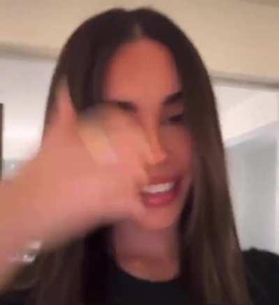 Madison's Short Live on IG. [November 2023]