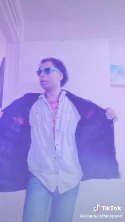 Get ready bitches, friday night is disco night 🕺