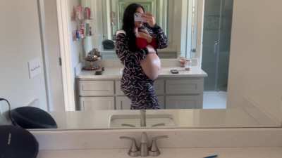 Hard to cover up my bump this big 