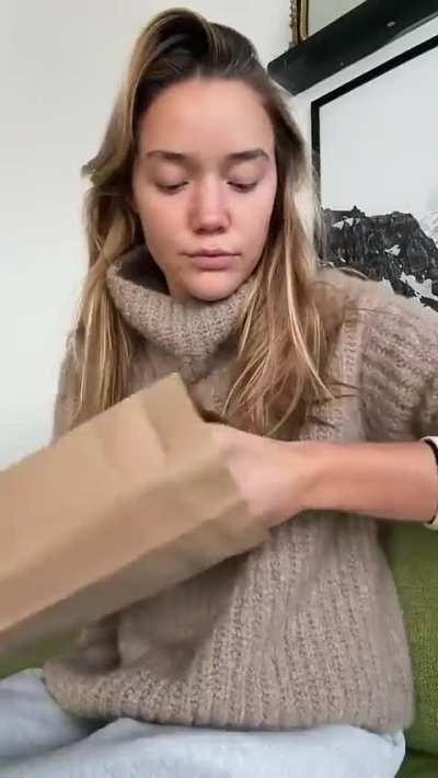 Breakfast burrito - Snapchat - November 13, 2025