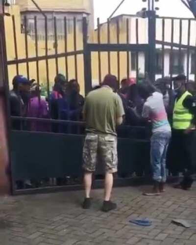 Male Karen calls Africans Ni*gers while in Kenya