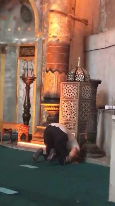 No excuses to pray ✋