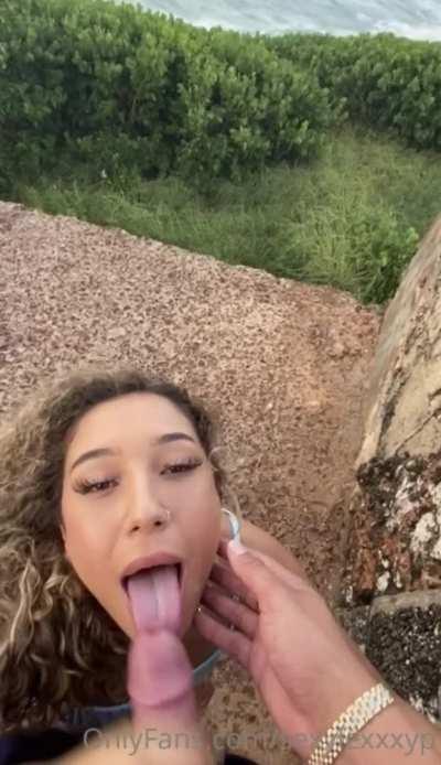 I love public facials😋