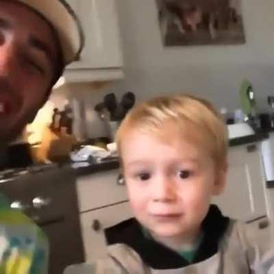 Daniel Ricciardo has kid questioning everyting in life