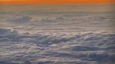 UFO Sighting filmed at 39 000 Feet over the South China Sea, near Hong Kong on November 24th 2021