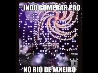 mamaco indo comprar pão na padaria de bangu