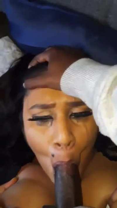 Keep sucking👅😭😍