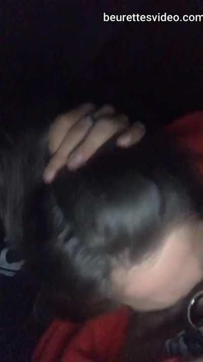 White French girl is deep throating an Arab cock - Française fait une gorge profonde sur une bite de rebeu