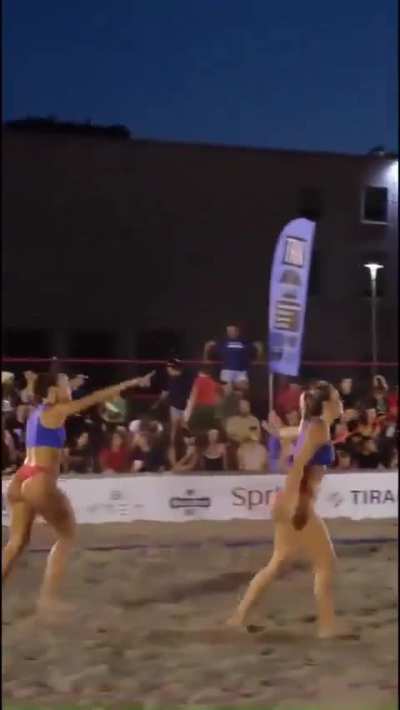 And there are still people who are wasting their time watching other sports on TV 🤔🤦‍♂️