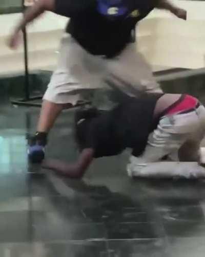 Random fight at the mall