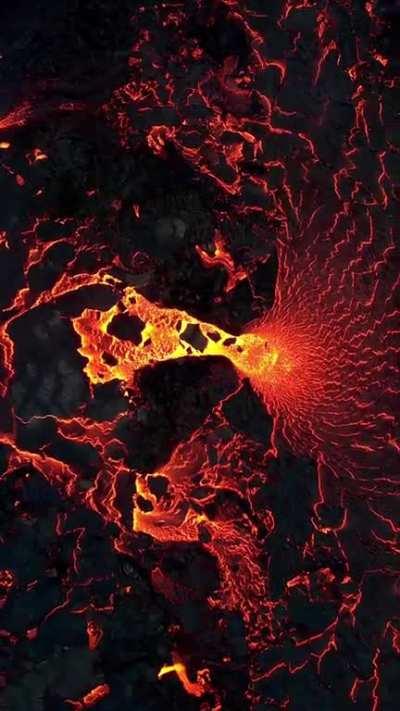 Lava forming astonishing patterns (Meradalor volcano)