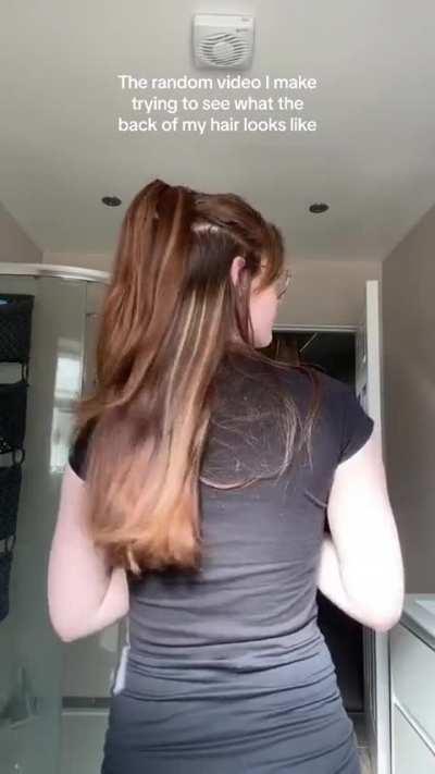 Laura_anne_tiktok - Video #8377