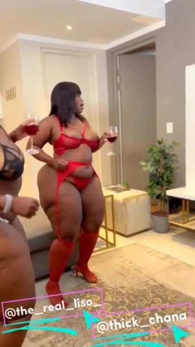 Thick African babes, no BBL