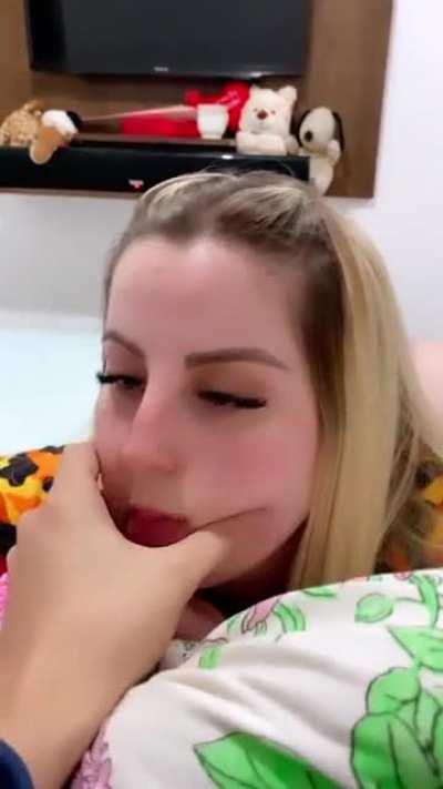 Karen Marandola (@kamarandola) / começando um close friends e um onlyfans.