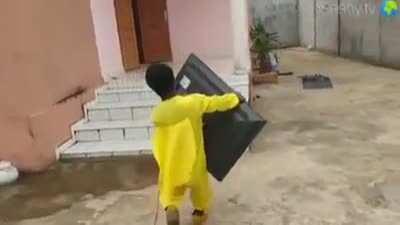 Shitposttan çaldım