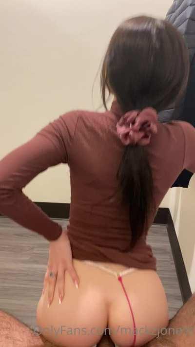 M4ckz Amazing View - Get Her F0lder