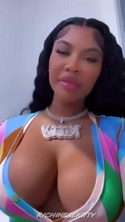 #KittyGang In Miami 🌴