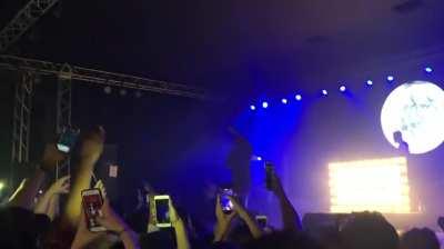 JID talking about Mac while on tour. Our man pushed and inspired so many people, Most Dope that’s forever. 