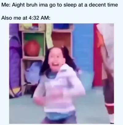 The VERY MOMENT Bruce bring his ass back to stream 🗣