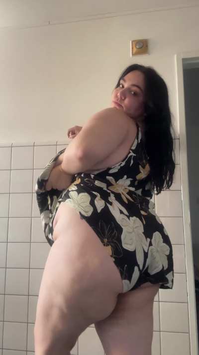 would you jerk and cum on my belly?