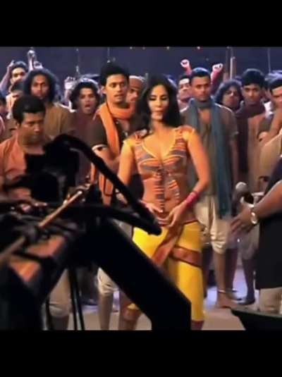 BTS on Chikni Chameli