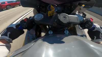 Gsxr750 vs 6 speed bolt on hellcat