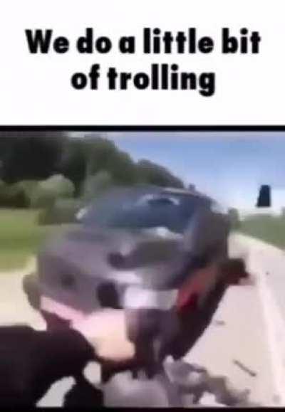 OBJECTIVE ACTIVATED: STAY ALIVE UNTIL THE NEW ESCAPE VEHICLE ARRIVES