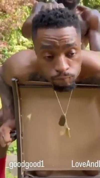 Da hell is  the weeknd doinð²ð²ð²