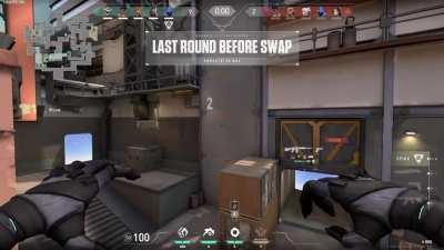 Has anyone seen this omen glitch? this is new to me