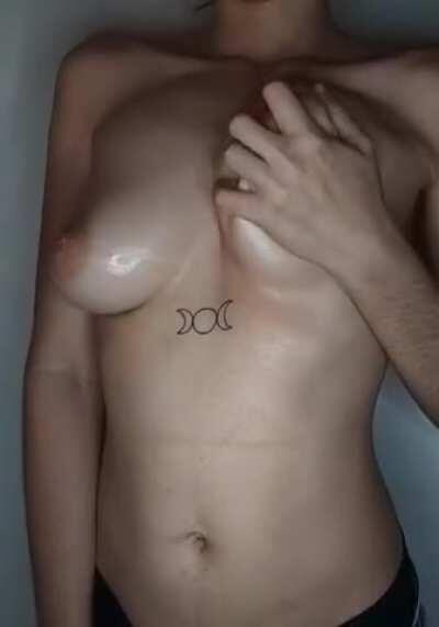 [Selling] ✨20 YO COLOMBIAN SLUT - ASK FOR MY PRICE LIST AND LET’S GET NAUGHTY | ✨kik: YOURLATINGURL ✨snap: LAURALATIN20 ✨