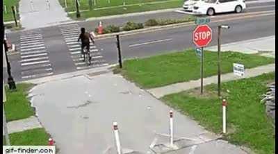 WCGW when cyclist Don't know proper way crossing pedestrian lane