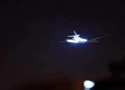 Tupolev TU-160 Blackjack full afterburner takeoff [Video]