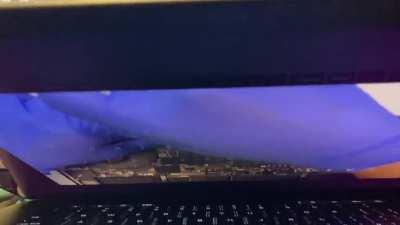 My screen no black color if open the lid. Somebody help 😭