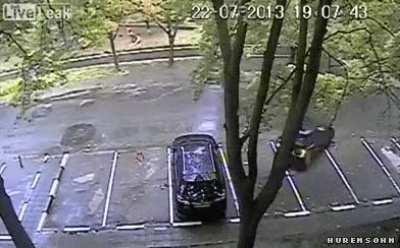 Nooooooo.... no no... oh thank G-d