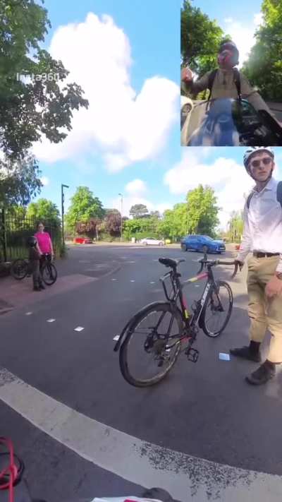 Road rage - motorcyclist goes 0 to 100 freakout