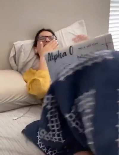 Well that’s awkwar.... holup