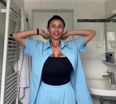 Imagine the tittyfucks 😩 (been uploaded already but it's upscaled)