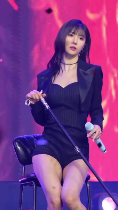 🛐 legs (Yoohyeon)