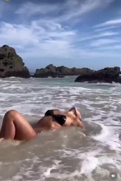 Caitlyn Mwenifumbo (@bby_cai)