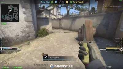 This guy really thought he was going to clutch the Knife Round