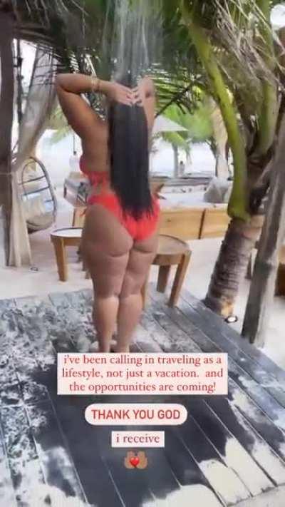 In the shower pt 2😛