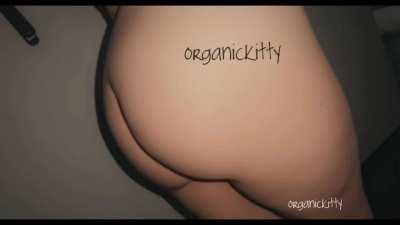 A pretty face and huge ass is essential on a goth fuckdoll