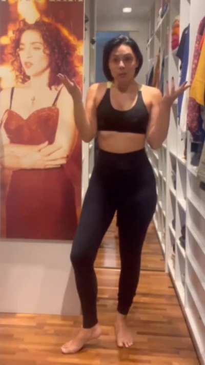 Paula Valdez. Muito Bela