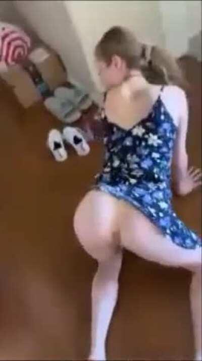 Screaming white girlfriend