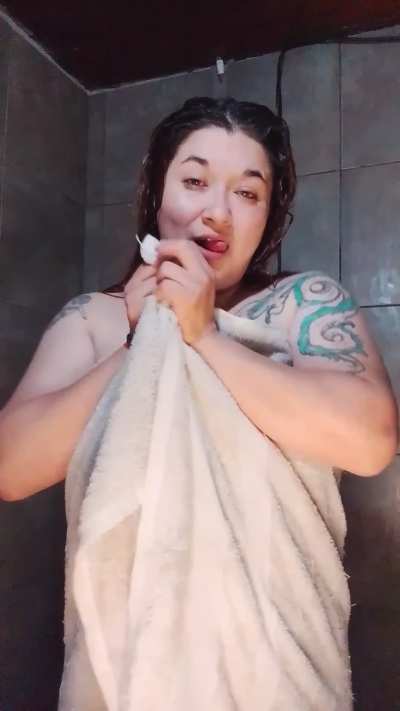 You finish drying my body😏