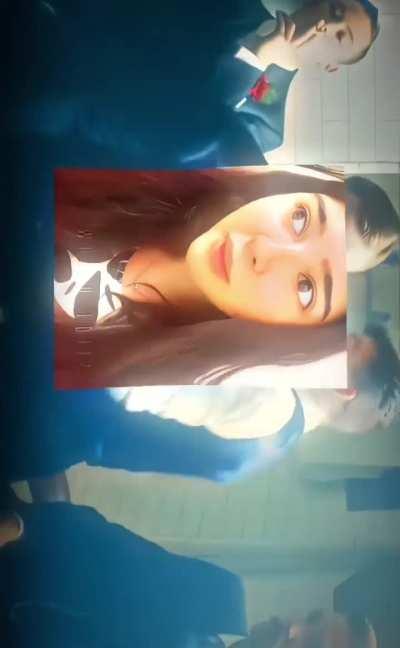 Ab ye capitalise karne lagi us ek video ko, banaye hi ja rahi hai gyan ki chodi