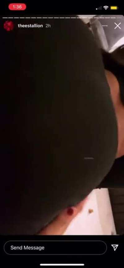 Meg bouncing that ass