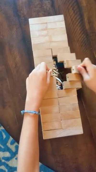 А ларчик просто открывался.